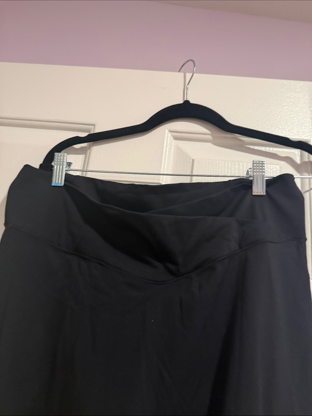 High-Waist Black Active Leggings with Pockets - Picture 3 of 4